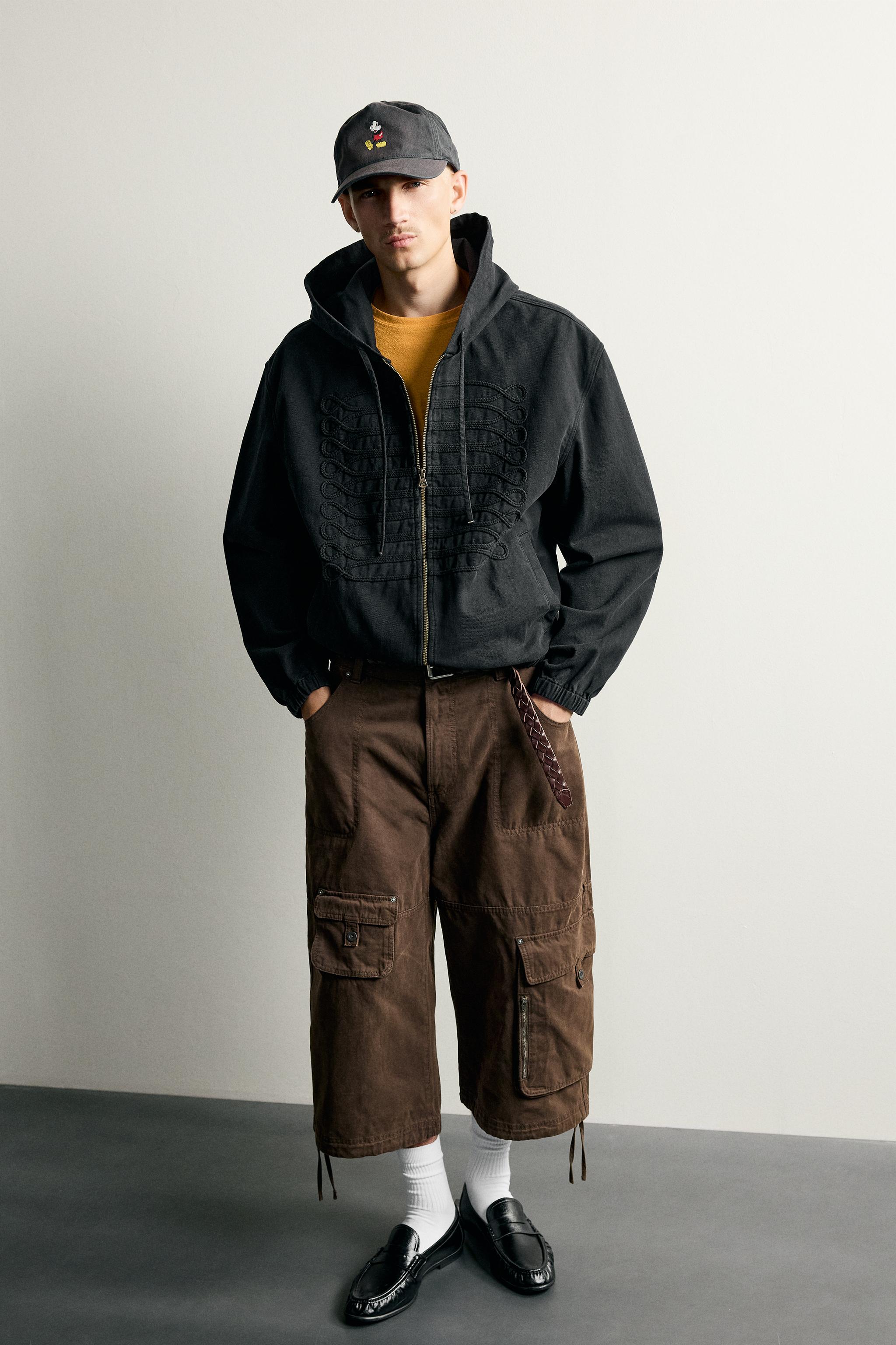BLOUSON À BRANDEBOURGS CAPUCHE